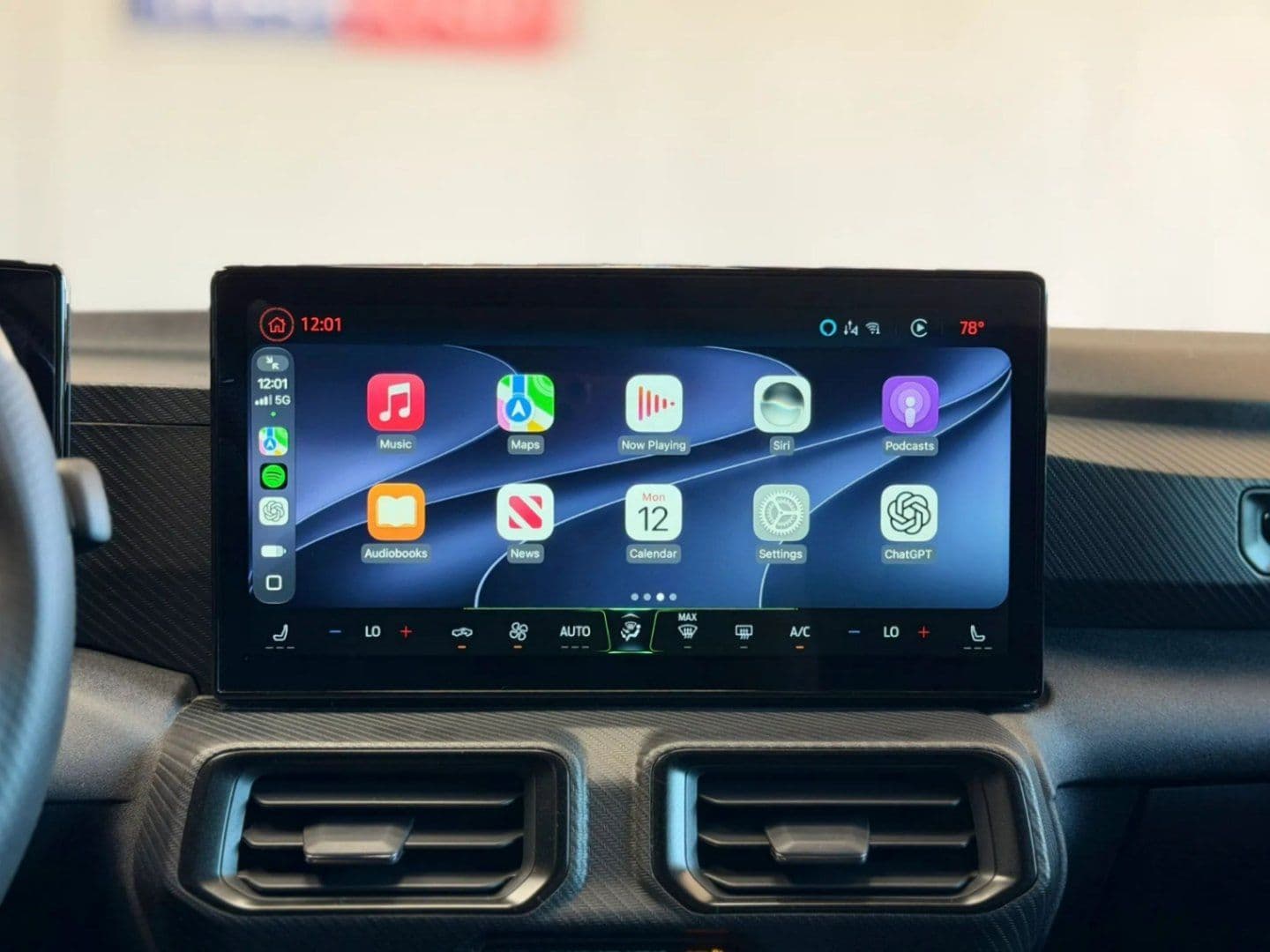 Vehicle photo