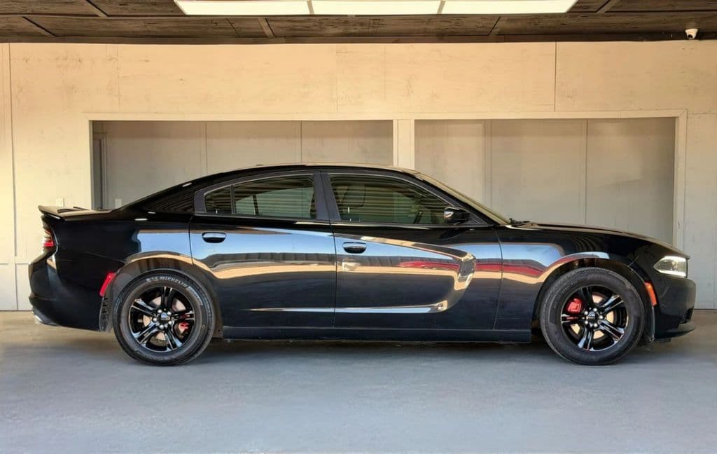 Vehicle photo