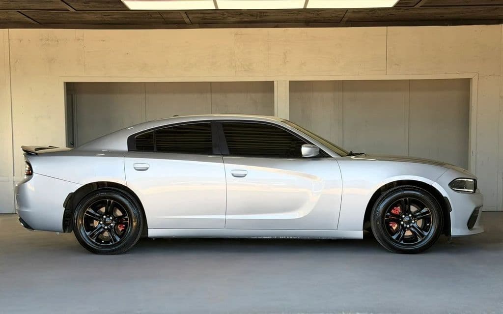 Vehicle photo