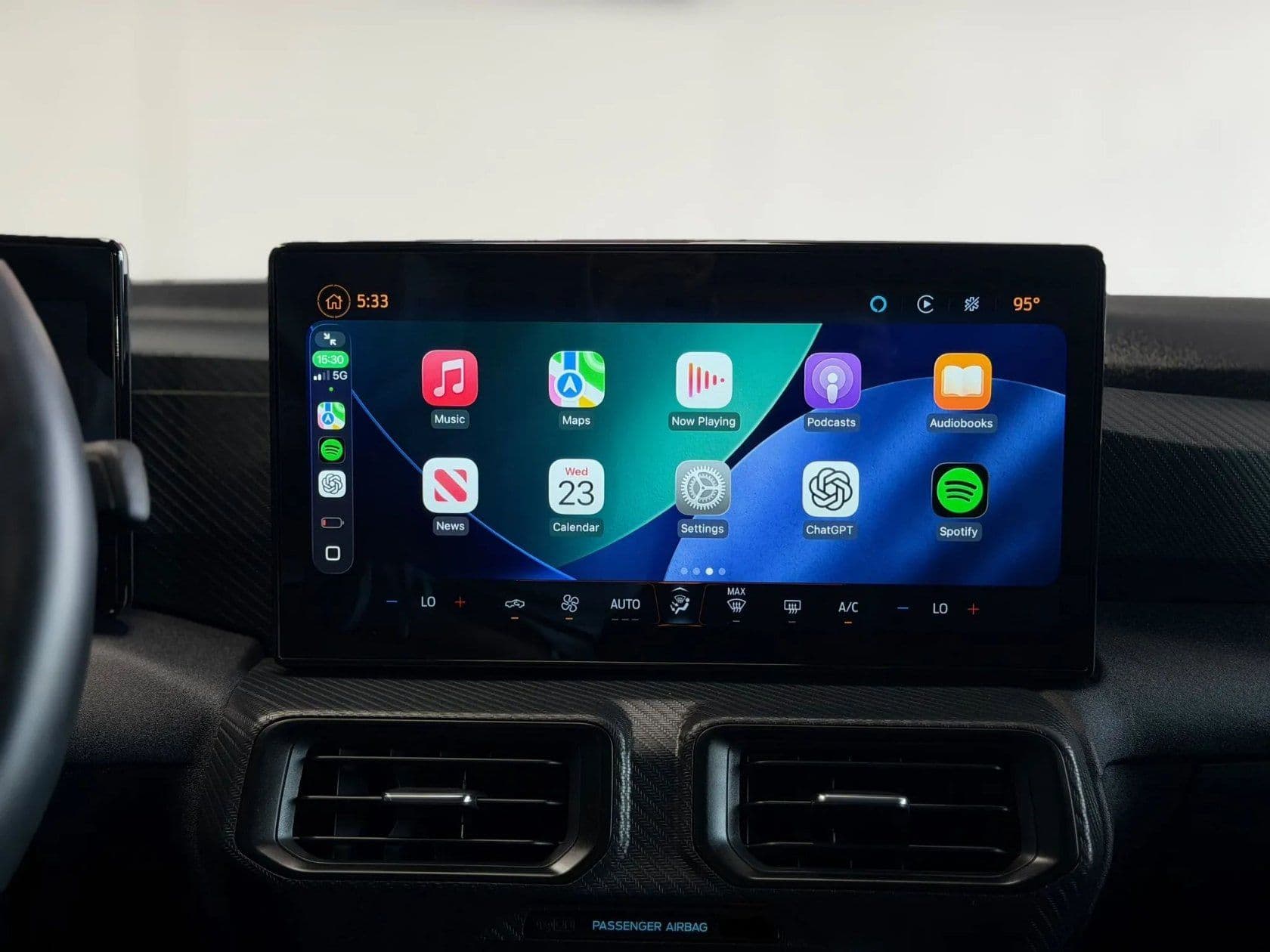 Vehicle photo