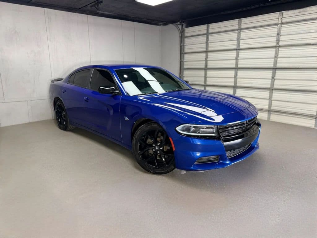 Vehicle photo
