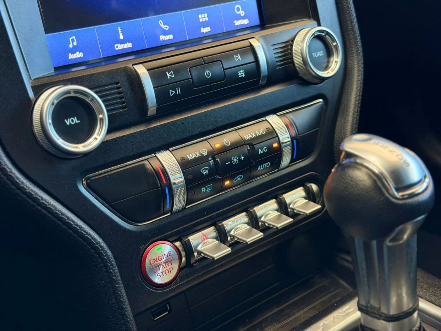 Vehicle photo