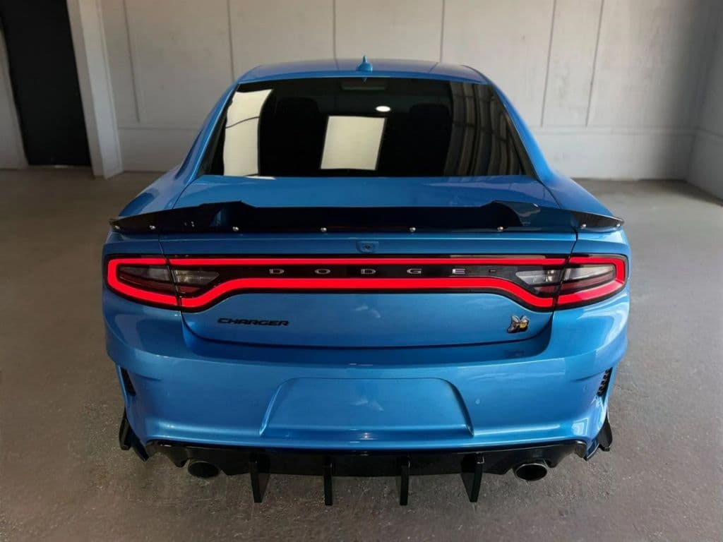 large car