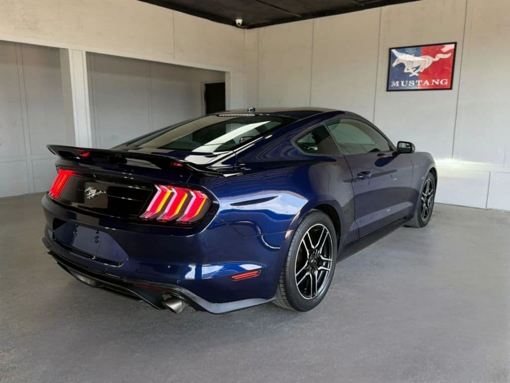 large car