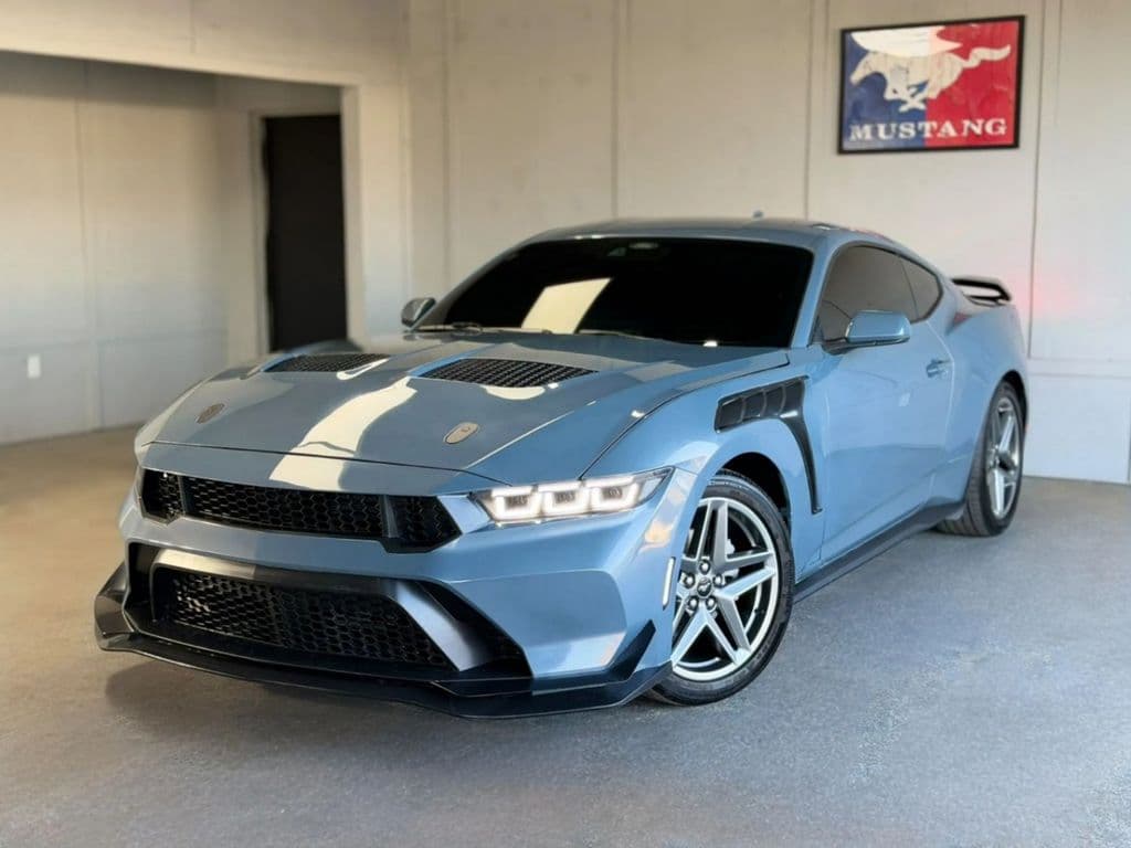 Vehicle photo