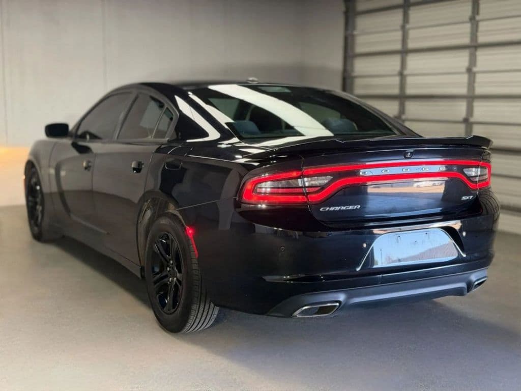 Vehicle photo