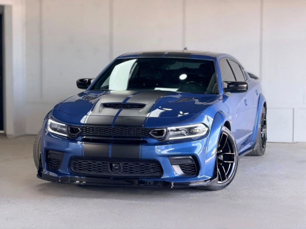 Vehicle photo