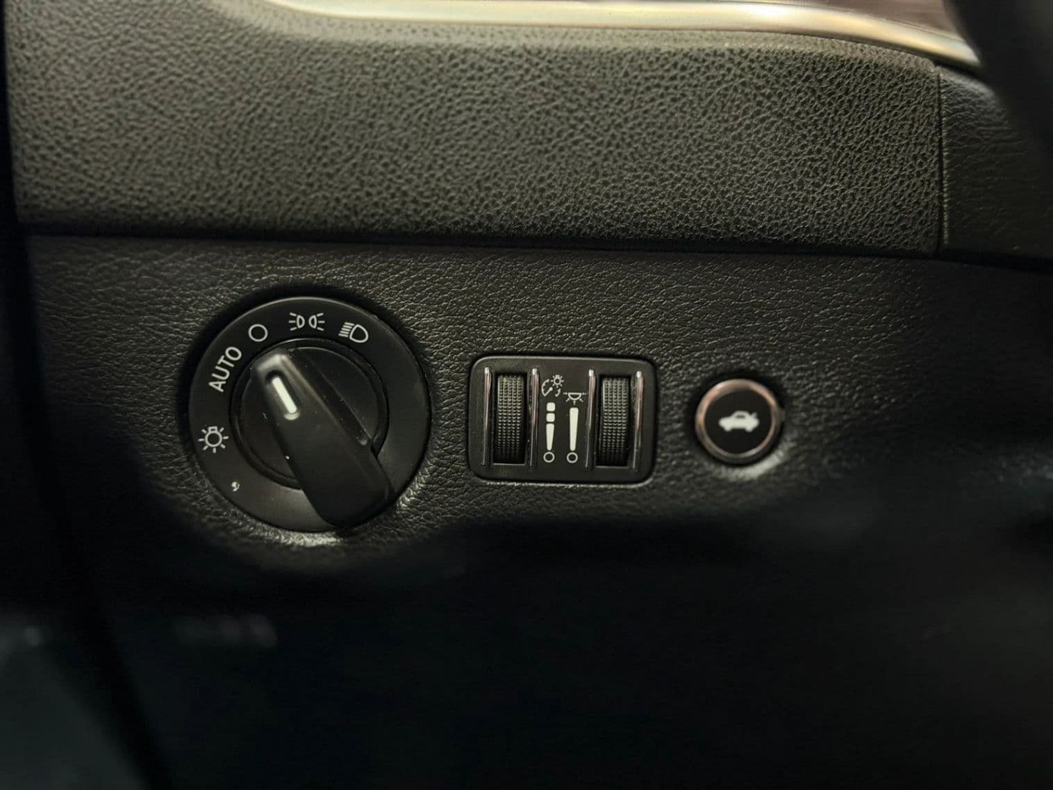 large car