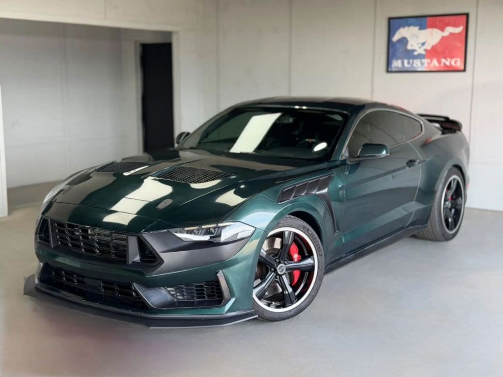 Vehicle photo