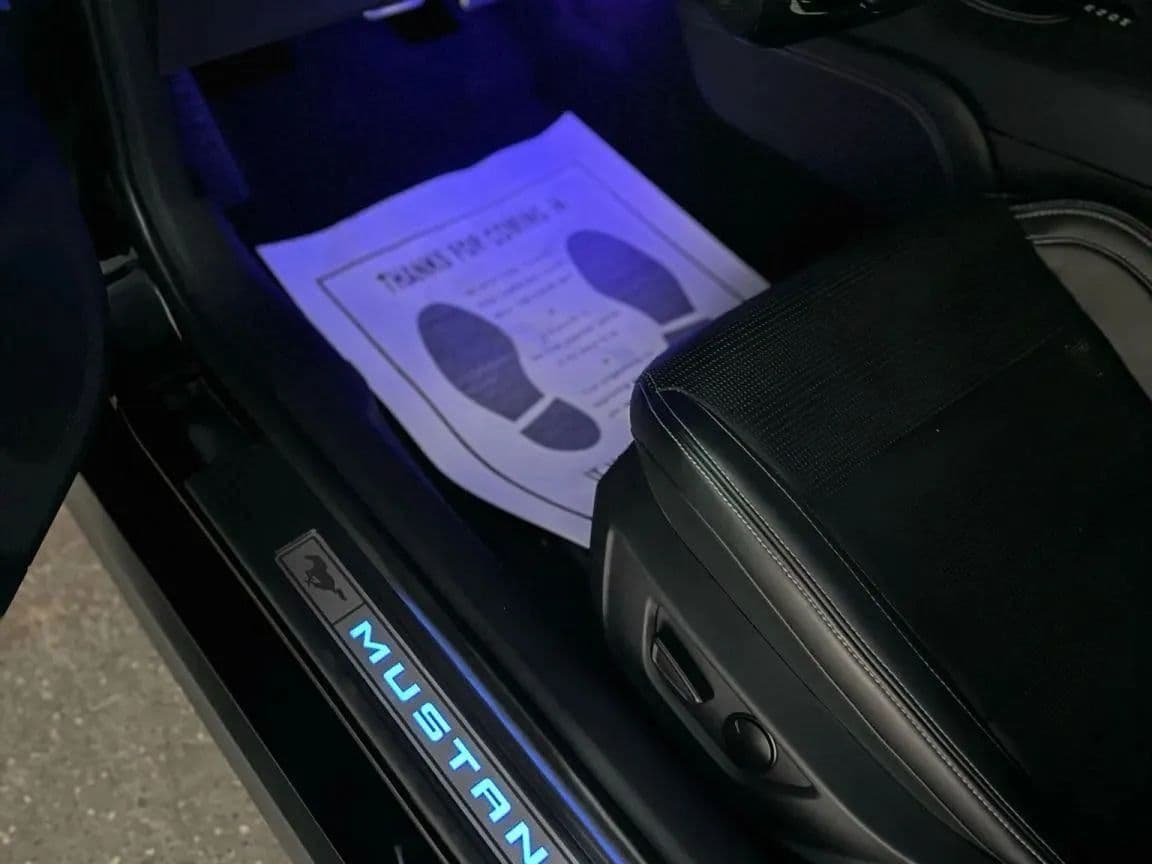 Vehicle photo