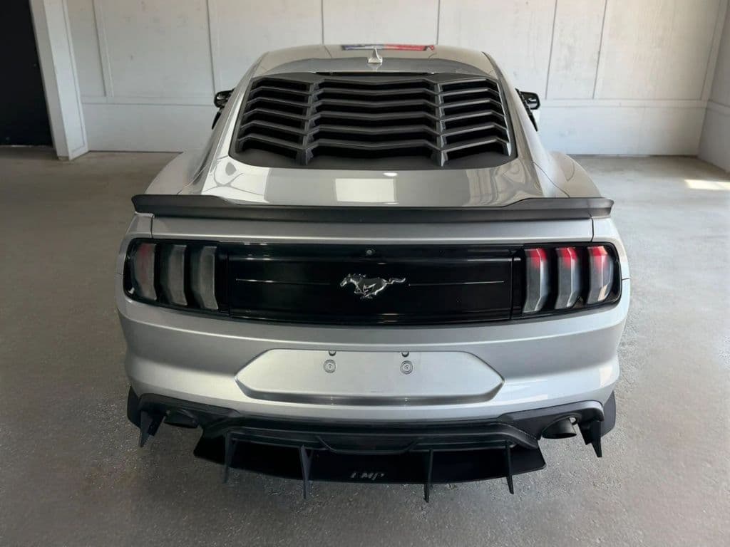large car