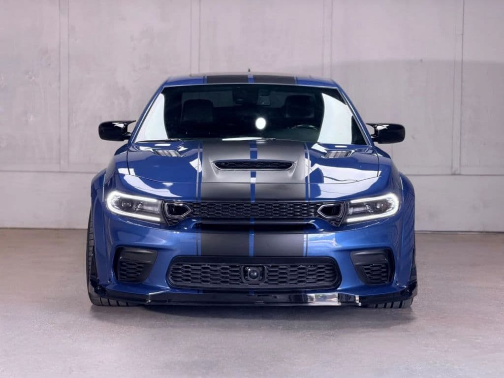 Vehicle photo